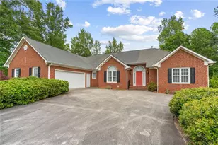 127 Agape St, Williamson, GA 30292 - Photo 2