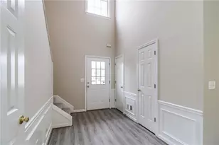 11745 Bentham Ct, Alpharetta, GA 30005 - Photo 2