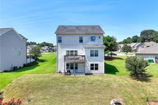 270 Village Brooks Dr, Pendergrass, GA 30567 - Photo 6