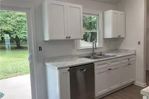 181 Aztec Way SE, Acworth, GA 30102 - Photo 4