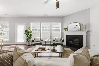525 Coral, Marietta, GA 30064 - Photo 4