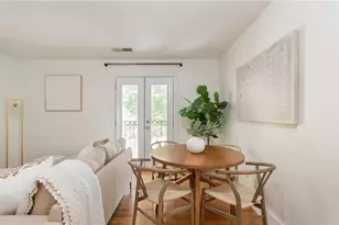 2023 Oakview Rd SE, Atlanta, GA 30317 - Photo 4