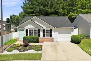 203 Oak Grove Ln, Acworth, GA 30102 - Photo 2