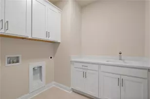 5630 Broad River Vw, Peachtree Corners, GA 30092 - Photo 10