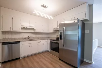2660 Beacon Drive, Atlanta, GA 30349 - Photo 2