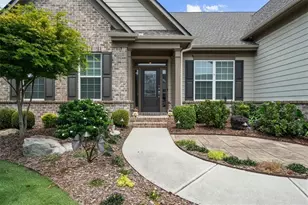 3986 Great Pine Dr, Gainesville, GA 30504 - Photo 2