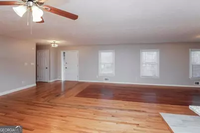 282 Somerset Court, Lawrenceville, GA 30044 - Photo 6