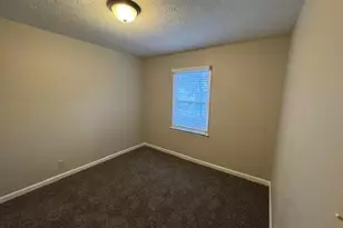 1129 Guernsey Dr, Lawrenceville, GA 30043 - Photo 12