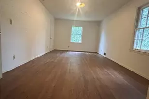 2910 Knollwood Trail, East Point, GA 30344 - Photo 14