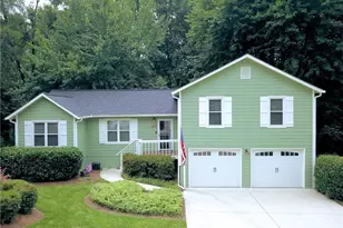 435 Tyson Cir, Roswell, GA 30076 - Photo 1