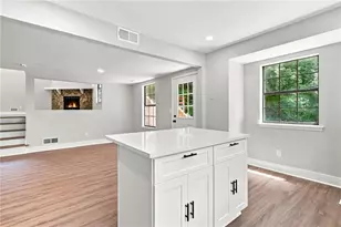 5641 Clifton Pl, Stone Mountain, GA 30087 - Photo 10