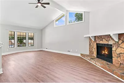 5641 Clifton Place, Stone Mountain, GA 30087 - Photo 4