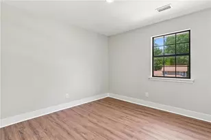 5641 Clifton Pl, Stone Mountain, GA 30087 - Photo 22