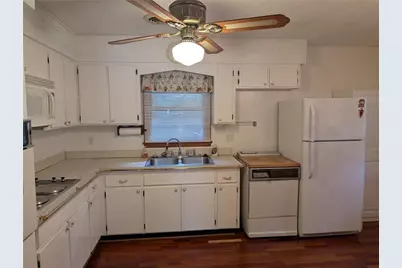 109 7th Street Street, Carrollton, GA 30117 - Photo 4