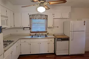 109 7th Street St, Carrollton, GA 30117 - Photo 4