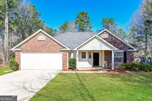 106 Emerald Ln, Hampton, GA 30228 - Photo 1