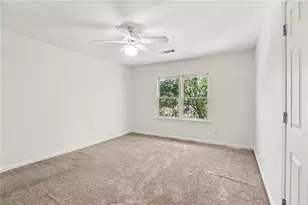 2697 Mayfield Dr, Lawrenceville, GA 30043 - Photo 22