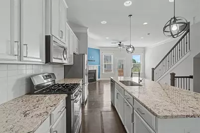 4469 Dunblane Avenue, Sugar Hill, GA 30518 - Photo 8