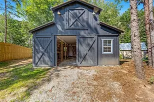 5466 Whitehall Rd, Lula, GA 30554 - Photo 2