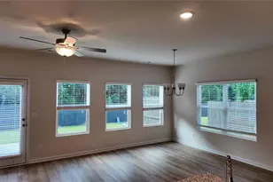 133 Jaxton St, Hoschton, GA 30548 - Photo 8