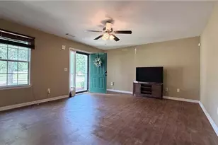 2000 Village Run Dr, McDonough, GA 30252 - Photo 4