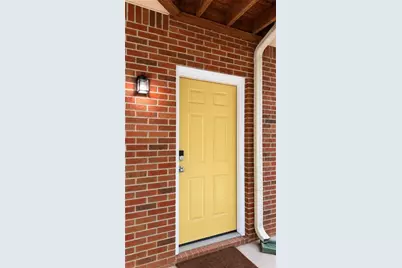 202 Oakwood Circle, Stockbridge, GA 30281 - Photo 2