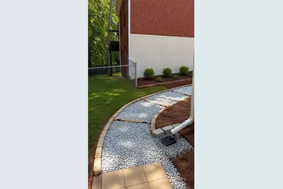 202 Oakwood Unit B Circle, Stockbridge, GA 30281 - Photo 2