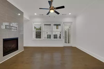 6807 Encore Boulevard, Sandy Springs, GA 30328 - Photo 8
