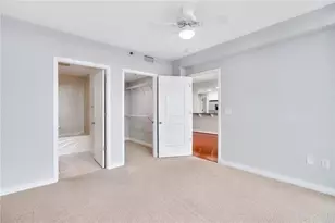 3338 Peachtree Rd NE, Atlanta, GA 30326 - Photo 22