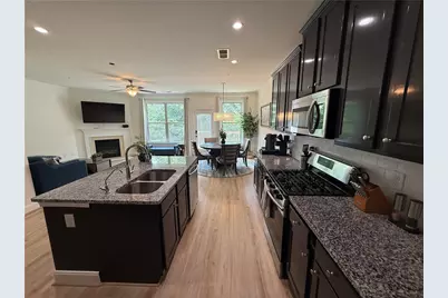 379 Cherryhill Lane, Woodstock, GA 30188 - Photo 10
