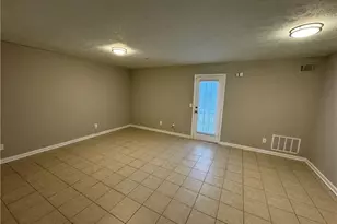 5223 Ridge Forest Dr, Stone Mountain, GA 30083 - Photo 10