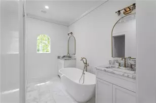 833 Martina Dr NE, Atlanta, GA 30305 - Photo 16