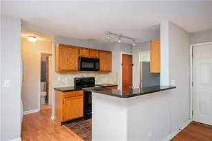 915 Wentworth Ct, Johns Creek, GA 30022 - Photo 10