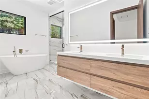 4250 Carmain Dr NE, Atlanta, GA 30342 - Photo 32