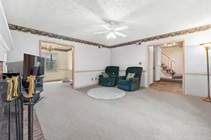120 Chateau Cir, Fayetteville, GA 30215 - Photo 2
