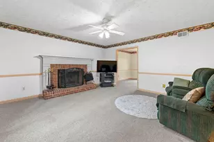 120 Chateau Cir, Fayetteville, GA 30215 - Photo 10