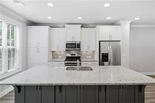 3647 Atherton Park Ct, Suwanee, GA 30024 - Photo 4