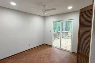 1094 Crystal Lake Rd, Atlanta, GA 30349 - Photo 2