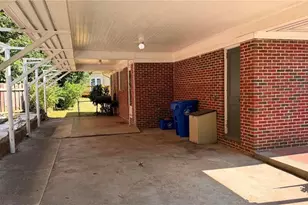 1393 Scott Blvd, Decatur, GA 30030 - Photo 4