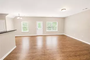 1030 Franklin Ct, Austell, GA 30106 - Photo 2