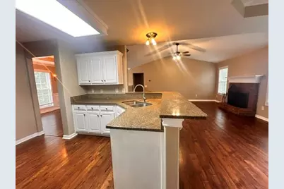 525 San Dra Way, Monroe, GA 30656 - Photo 8