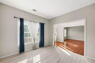 4471 Rosegate Dr, Snellville, GA 30039 - Photo 8