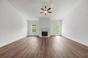 305 Angela Ave, Bowdon, GA 30108 - Photo 8