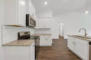 305 Angela Ave, Bowdon, GA 30108 - Photo 20