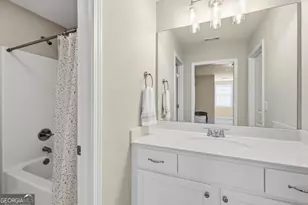 3874 Valley View Ct, Gainesville, GA 30501 - Photo 12