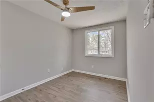 3394 Dearwood Dr SW, Lilburn, GA 30047 - Photo 22