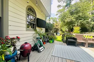 319 Brookmeade Way, Lawrenceville, GA 30043 - Photo 4