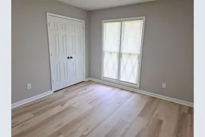 2064 Skyland Glen Drive, Snellville, GA 30078 - Photo 18