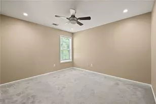 10950 Kimball Crest Dr, Alpharetta, GA 30022 - Photo 30