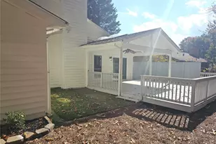 10085 Old Woodland Entry, Johns Creek, GA 30022 - Photo 22